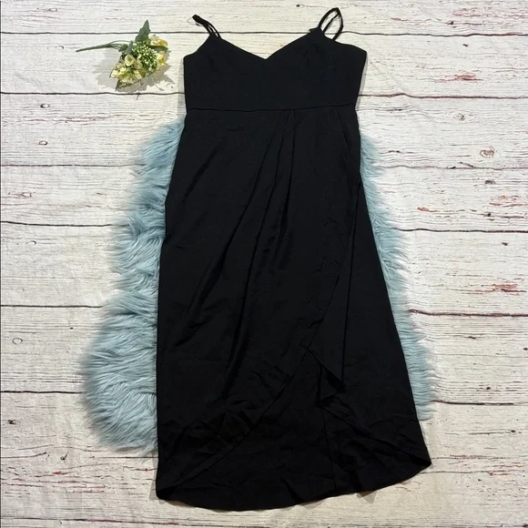 reinette dark green midi dress Hunter Green Maldives Satin Midi Dress main image 0